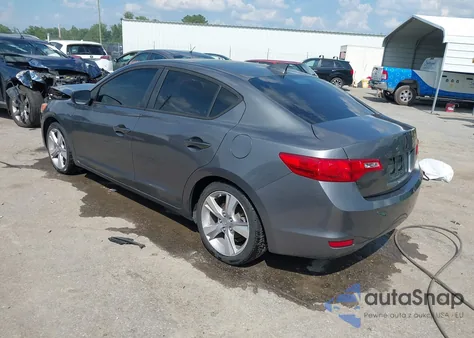 2013 Acura Ilx 2.0L из США, поврежденный, VIN 19VDE1F74DE005172
